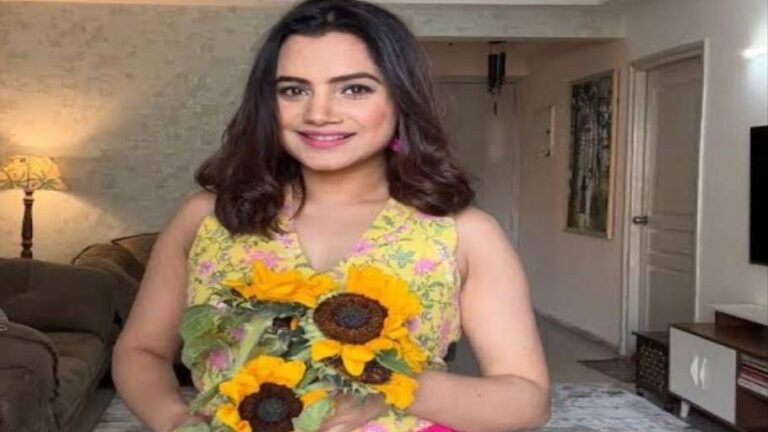 NDTV India से इस्तीफा देकर इस बड़े चैनल से जुड़ने वाली हैं युवा एंकर “ब्यूटी विद ब्रेन” आरजू साईं