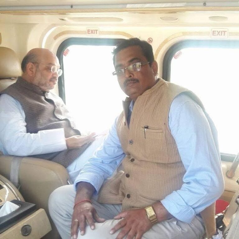 लखनऊ से लॉन्च होने जा रहें राष्ट्रीय चैनल “आज की खबर” से जुड़े विवेक तिवारी,चेयरमैन डॉ चंद्रसेन वर्मा ने दी शुभकामनाएं