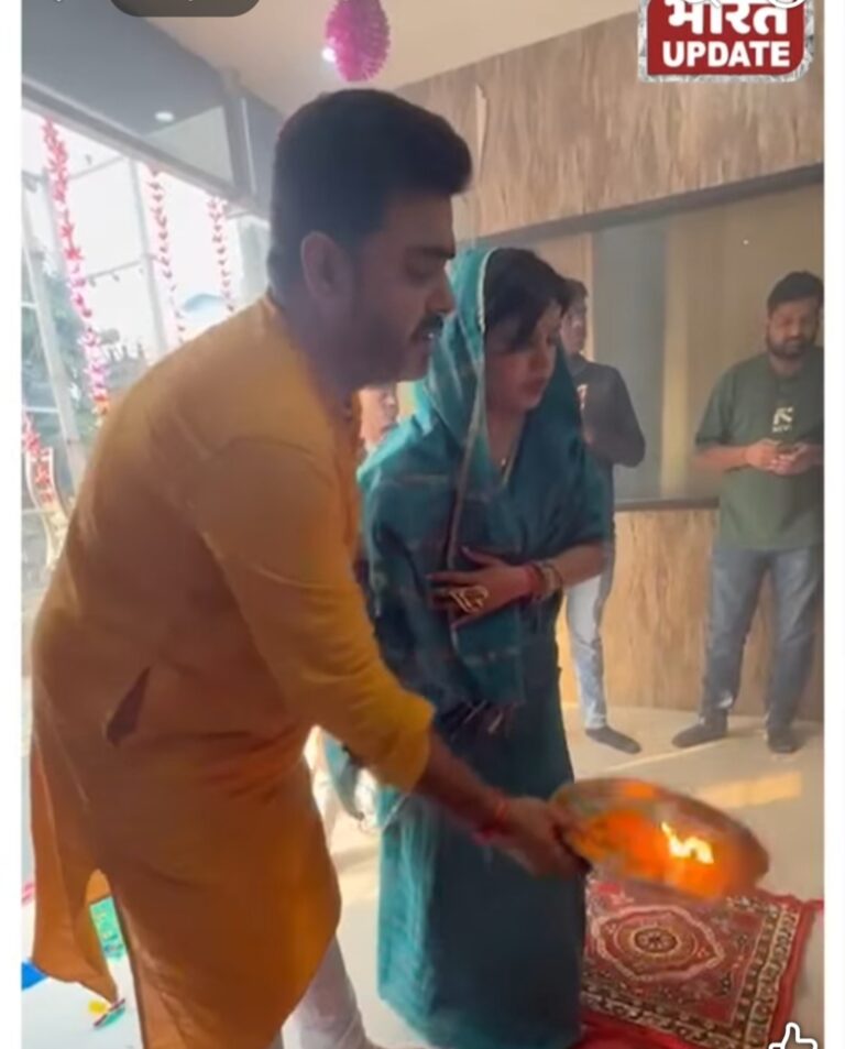 दीपावली पर्व पर भारत अपडेट राष्ट्रीय चैनल का फिर से हुआ शुभारंभ,डायरेक्टर/एडिटर इन चीफ विवेक पाठक व उनकी पत्नी एंकर दामिनी पाठक हवन पूजन में हुई शामिल