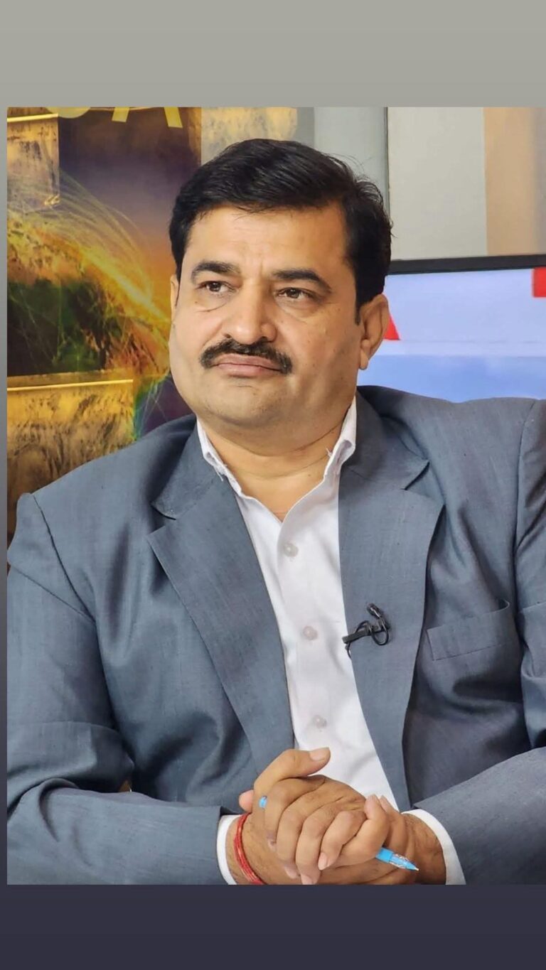 न्यूज इंडिया चैनल के राजस्थान के रेजिडेंट एडिटर अब आज की खबर में नेशनल एडिटर की भूमिका में नजर आएंगे,चेयरमैन डॉ चंद्रसेन वर्मा ने दी शुभकामनाएं
