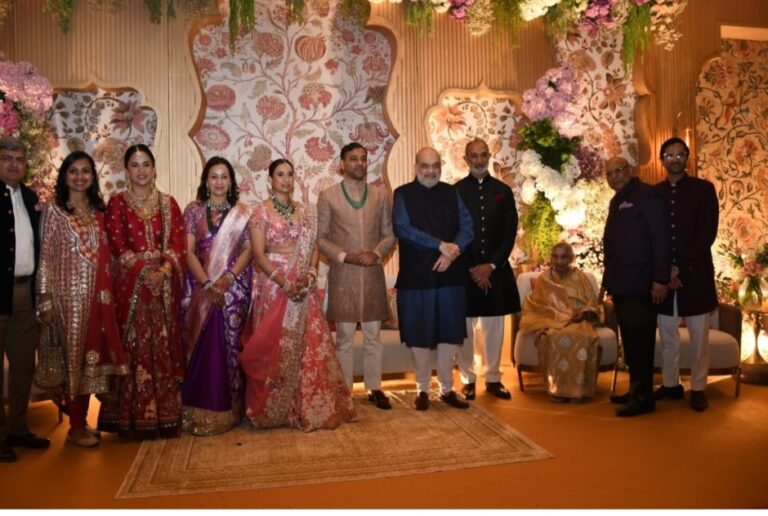दैनिक जागरण ग्रुप के मालिक संजय गुप्त की सुपुत्री के विवाह में उमड़ा सत्ता का शिखर,अमित शाह और राजनाथ सिंह समेत कई दिग्गजों ने दिया आशीर्वाद