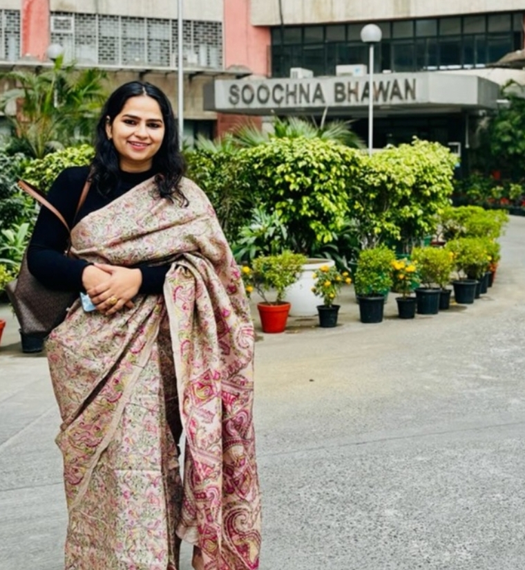 TV पत्रकारिता से भारतीय सूचना सेवा (IIS) तक: निधि श्री ने शुरू की अपनी नई ‘राजकीय’ पारी