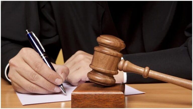 लखनऊ से संचालित ‘4 PM’ चैनल को ब्लॉक करने पर दिल्ली हाई कोर्ट सख्त,केंद्र सरकार को नोटिस जारी