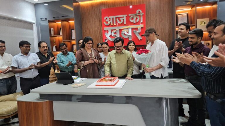 लखनऊ के छोटे कमरे से TV स्क्रीन तक,चेयरमैन चन्द्रसेन वर्मा के नेतृत्व में ‘आज की खबर’ के 16 साल