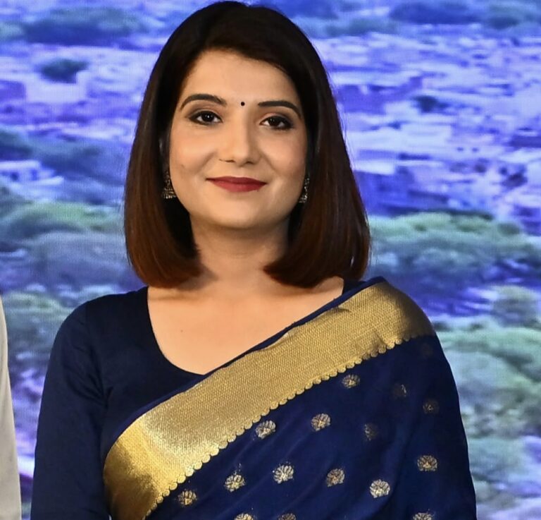 ‘Zee राजस्थान’ से इस्तीफा देकर ‘भारत 24’ चैनल में अब नजर आएगी एंकर मेघा कौशिक